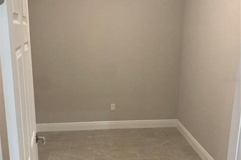 Casa en venta en Wesley Chapel, Florida, 2 dormitorios, 158.31 m2 № 1917002 - foto 12
