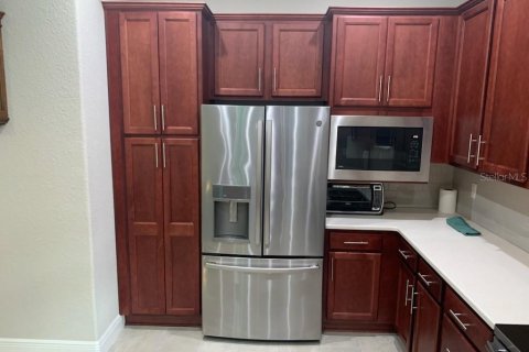 Casa en venta en Wesley Chapel, Florida, 2 dormitorios, 158.31 m2 № 1917002 - foto 3