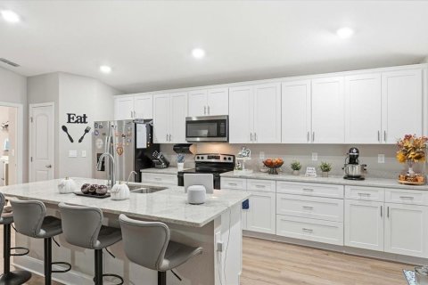 Casa en venta en Auburndale, Florida, 4 dormitorios, 176.24 m2 № 2201336 - foto 12