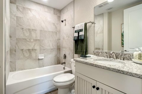 Condo in New Smyrna Beach, Florida, 2 bedrooms  № 1194867 - photo 12
