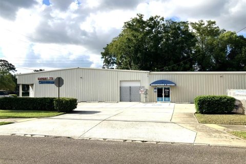 Immobilier commercial à vendre à Jacksonville, Floride: 641.86 m2 № 1909142 - photo 3