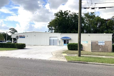 Immobilier commercial à vendre à Jacksonville, Floride: 641.86 m2 № 1909142 - photo 4