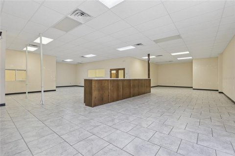 Immobilier commercial à vendre à Jacksonville, Floride: 641.86 m2 № 1909142 - photo 20