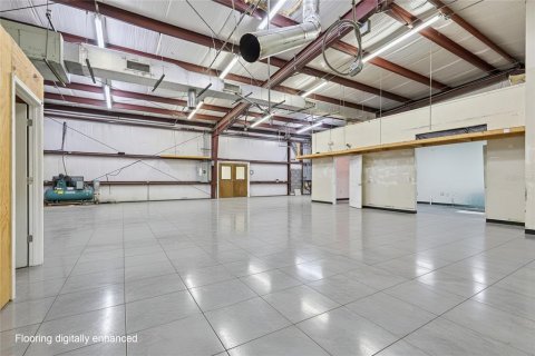 Immobilier commercial à vendre à Jacksonville, Floride: 641.86 m2 № 1909142 - photo 16