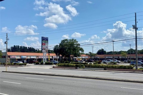 Propiedad comercial en alquiler en Pinellas Park, Florida № 1283432 - foto 1