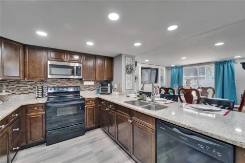 Condominio en venta en Tampa, Florida, 2 dormitorios, 104.33 m2 № 1653884 - foto 17