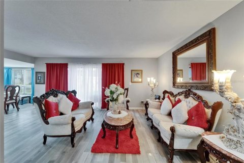 Condominio en venta en Tampa, Florida, 2 dormitorios, 104.33 m2 № 1653884 - foto 7