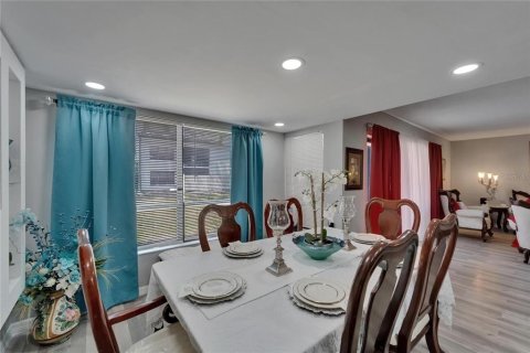 Condominio en venta en Tampa, Florida, 2 dormitorios, 104.33 m2 № 1653884 - foto 11
