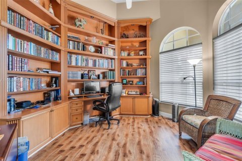 Купить виллу или дом в Дейви, Флорида 5 спален, 338.72м2, № 2010988 - фото 17