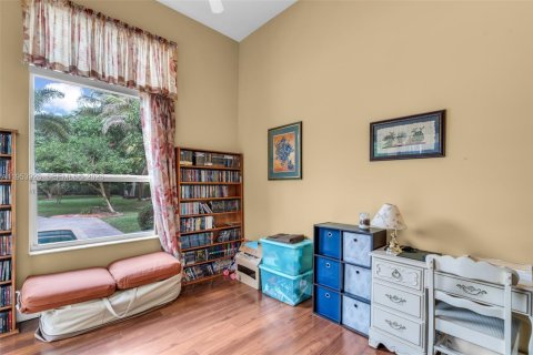 Купить виллу или дом в Дейви, Флорида 5 спален, 338.72м2, № 2010988 - фото 22