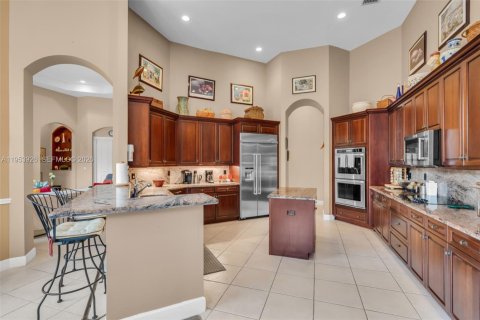 Купить виллу или дом в Дейви, Флорида 5 спален, 338.72м2, № 2010988 - фото 15