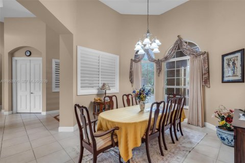 Купить виллу или дом в Дейви, Флорида 5 спален, 338.72м2, № 2010988 - фото 16