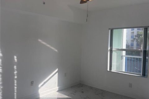 Copropriété à louer à New Smyrna Beach, Floride: 2 chambres, 117.06 m2 № 2415456 - photo 10