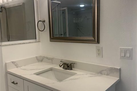 Copropriété à louer à New Smyrna Beach, Floride: 2 chambres, 117.06 m2 № 2415456 - photo 16