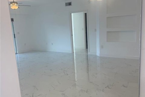 Copropriété à louer à New Smyrna Beach, Floride: 2 chambres, 117.06 m2 № 2415456 - photo 5