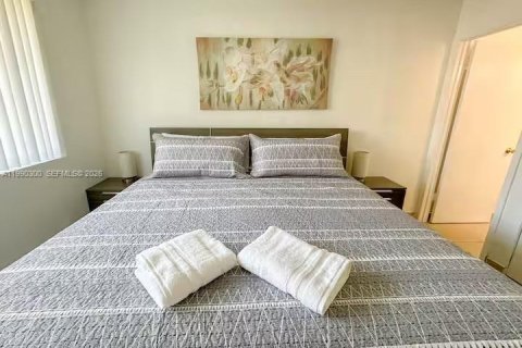 Propiedad comercial en venta en Fort Lauderdale, Florida № 2056624 - foto 19