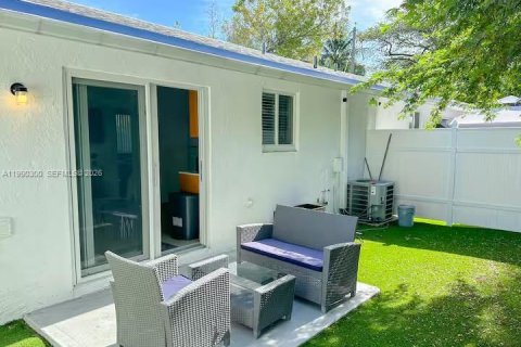 Propiedad comercial en venta en Fort Lauderdale, Florida № 2056624 - foto 16