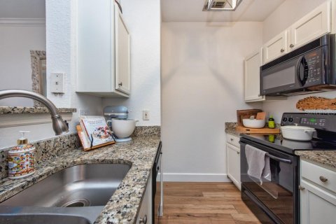 Condominio en venta en Tampa, Florida, 1 dormitorio, 60.76 m2 № 1908568 - foto 15