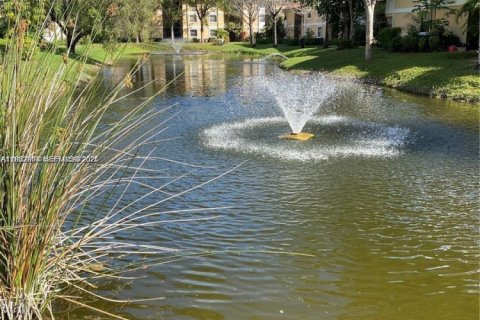 Купить кондоминиум в Корал-Спрингс, Флорида 2 спальни, 88.26м2, № 2008599 - фото 14