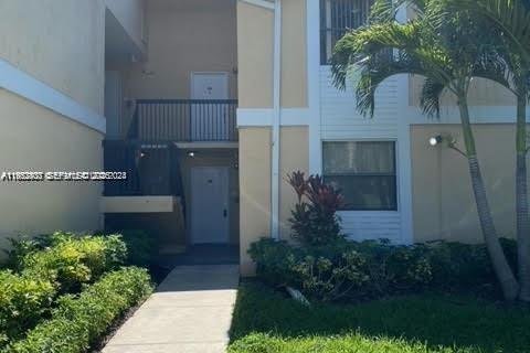 Кондоминиум с 2 спальнями в Корал-Спрингс, Флорида № 2008599