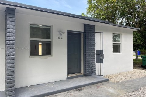 Casa en alquiler en Miami, Florida, 1 dormitorio, 60.39 m2 № 1897616 - foto 7