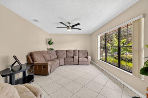 House in Orlando, Florida 3 bedrooms, 163.42 sq.m. № 1894685 - photo 3