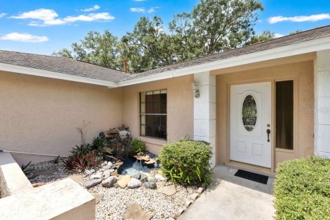 House in Orlando, Florida 3 bedrooms, 163.42 sq.m. № 1894685 - photo 2