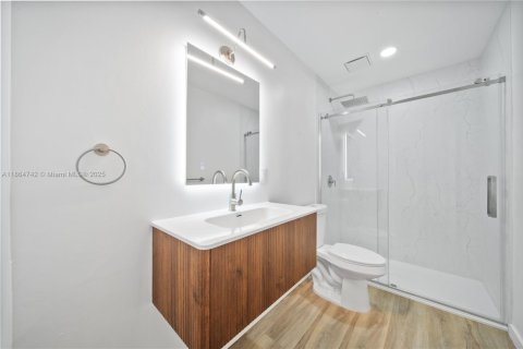 Condominio en venta en Miami Gardens, Florida, 2 dormitorios, 75.81 m2 № 2034202 - foto 15