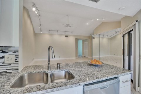 Condo in Boca Raton, Florida, 2 bedrooms № 2249595 - photo 25