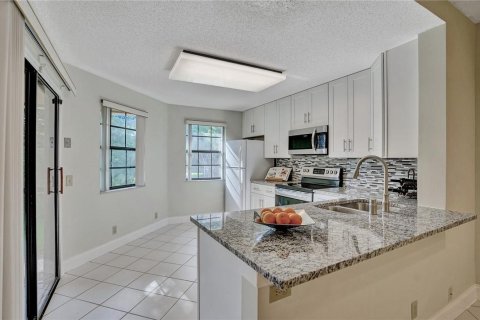 Condo in Boca Raton, Florida, 2 bedrooms № 2249595 - photo 20
