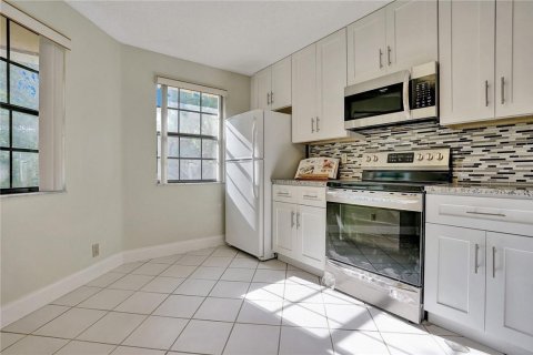 Condo in Boca Raton, Florida, 2 bedrooms № 2249595 - photo 21