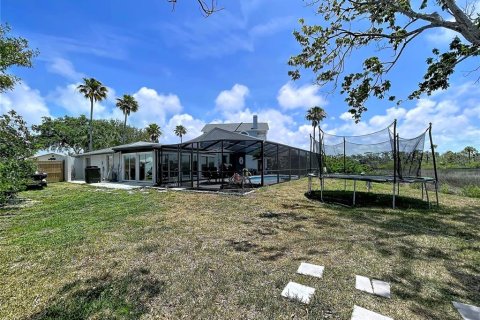 House in Hudson, Florida 3 bedrooms, 157.93 sq.m. № 2110936 - photo 29