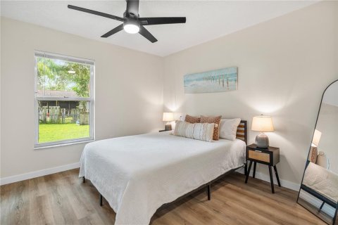 Villa ou maison à vendre à Sarasota, Floride: 2 chambres, 104.24 m2 № 1914139 - photo 16