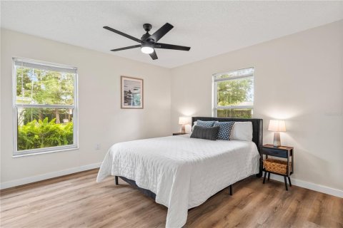 Villa ou maison à vendre à Sarasota, Floride: 2 chambres, 104.24 m2 № 1914139 - photo 19