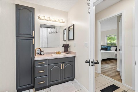 Villa ou maison à vendre à Sarasota, Floride: 2 chambres, 104.24 m2 № 1914139 - photo 24