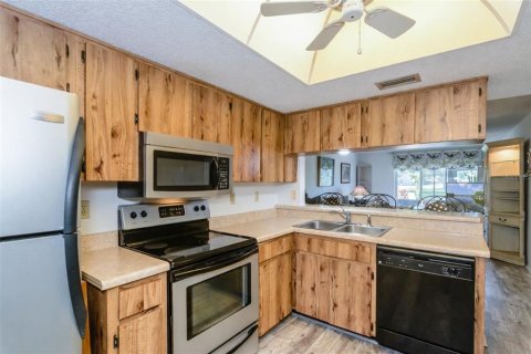 Copropriété à vendre à Oldsmar, Floride: 2 chambres, 97.92 m2 № 2099319 - photo 6