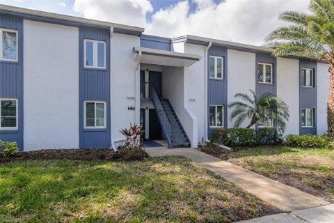 Condominio en Oldsmar, Florida, 2 dormitorios № 2099319