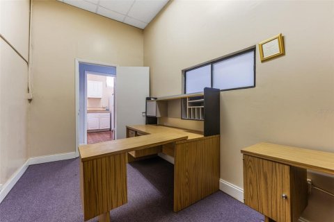 Propiedad comercial en venta en Tampa, Florida, 404.68 m2 № 1559342 - foto 21