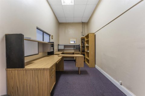 Propiedad comercial en venta en Tampa, Florida, 404.68 m2 № 1559342 - foto 20