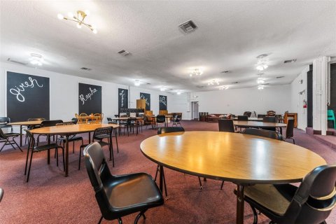 Propiedad comercial en venta en Tampa, Florida, 404.68 m2 № 1559342 - foto 9