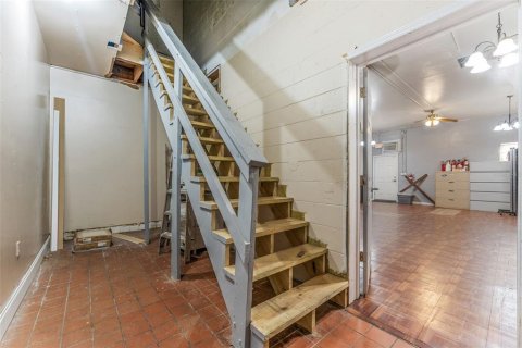 Propiedad comercial en venta en Tampa, Florida, 404.68 m2 № 1559342 - foto 25