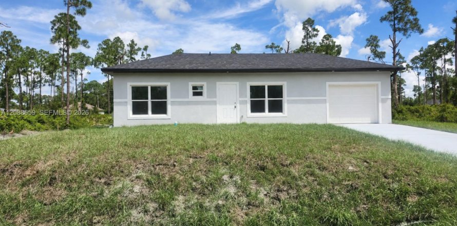 House in Lehigh Acres, Florida 1 bedroom, 60.39 sq.m. № 2365935