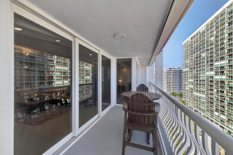Copropriété à vendre à Fort Lauderdale, Floride: 2 chambres, 116.87 m2 № 2182761 - photo 20
