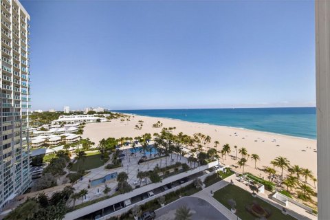 Copropriété à vendre à Fort Lauderdale, Floride: 2 chambres, 116.87 m2 № 2182761 - photo 15