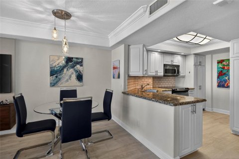 Copropriété à vendre à Fort Lauderdale, Floride: 2 chambres, 116.87 m2 № 2182761 - photo 5