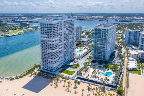 Copropriété à vendre à Fort Lauderdale, Floride: 2 chambres, 116.87 m2 № 2182761 - photo 10