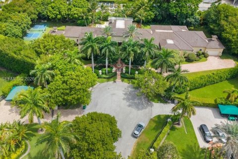 Casa en venta en Pinecrest, Florida, 7 dormitorios, 856.84 m2 № 2280778 - foto 5