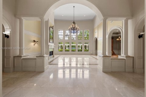 Casa en venta en Pinecrest, Florida, 7 dormitorios, 856.84 m2 № 2280778 - foto 11
