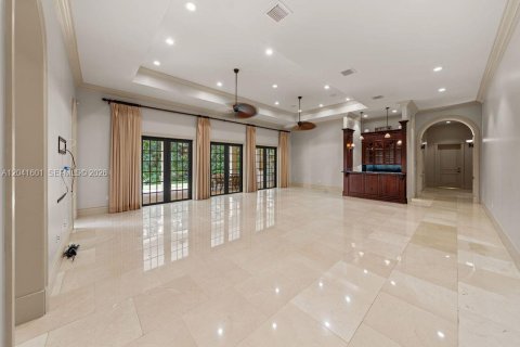 Casa en venta en Pinecrest, Florida, 7 dormitorios, 856.84 m2 № 2280778 - foto 14
