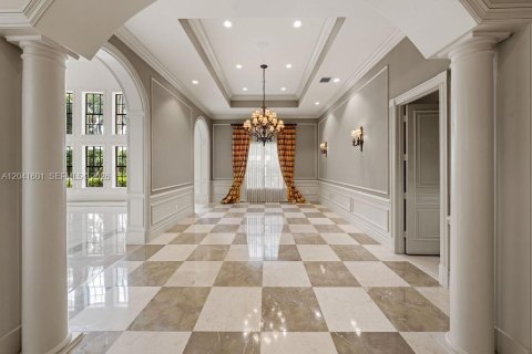 Casa en venta en Pinecrest, Florida, 7 dormitorios, 856.84 m2 № 2280778 - foto 10